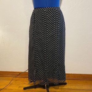 Cato Woman maxi skirt, size 18/20.